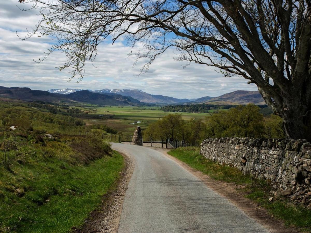 Glentruim Homestay B&B And Glamping Pods Newtonmore Kültér fotó
